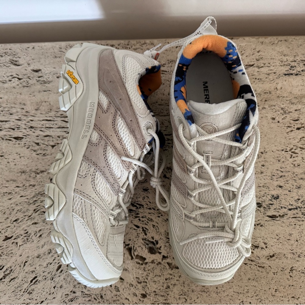 NWOB Merrell Moab 3 Flutter WMNS Beige / Khaki Hiking Shoes. Size 10. MSRP $140 - Picture 12 of 17